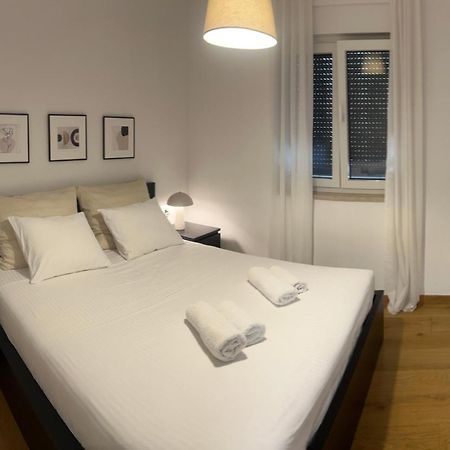 Apartment Marta Orebic Luaran gambar
