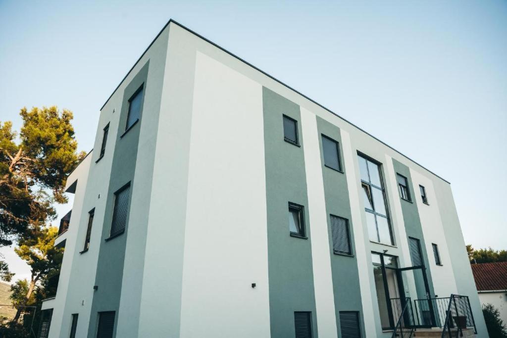 Apartment Marta Orebic Luaran gambar